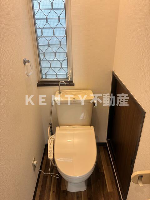 トイレ　ゆったりとした空間のトイレです