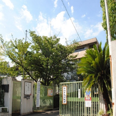 小学校　吹田市立佐井寺小学校（小学校）まで1225m