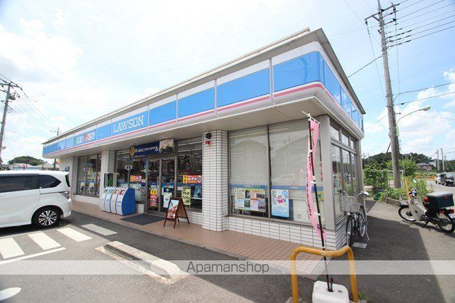 コンビニ　ローソン（コンビニ）まで161m