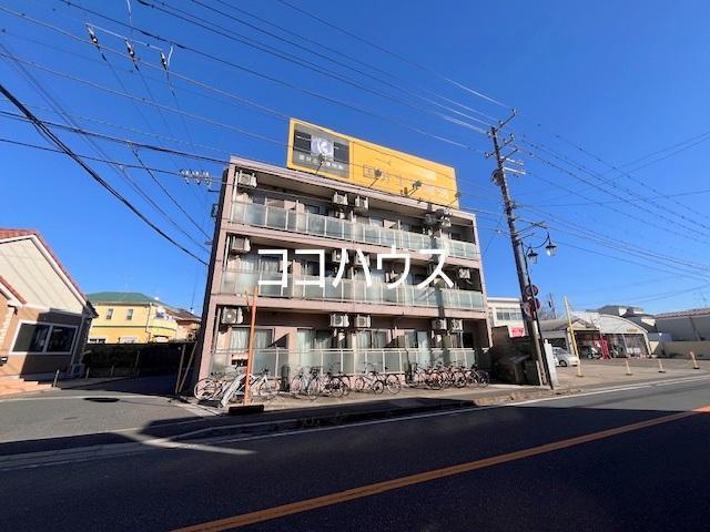 建物外観　バルコニーは東・西向きがあります。（写真は西向き）