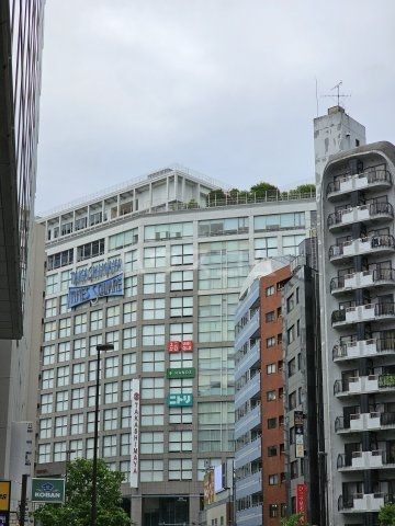 ショッピングセンター　タカシマヤ タイムズスクエア（ショッピングセンター）まで884m