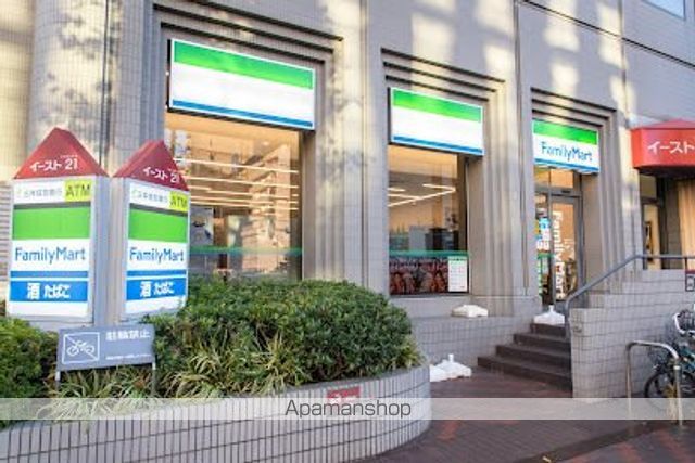 コンビニ　ファミリーマート東京イースト２１店（コンビニ）まで538m