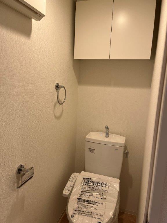 ＪＲ東海道本線 神戸駅 徒歩7分 10階建 築3年のトイレ写真