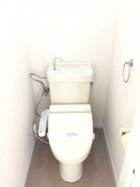 神山ハイツのトイレ写真