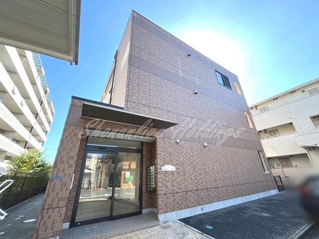 京急本線 上大岡駅 徒歩7分 築15年