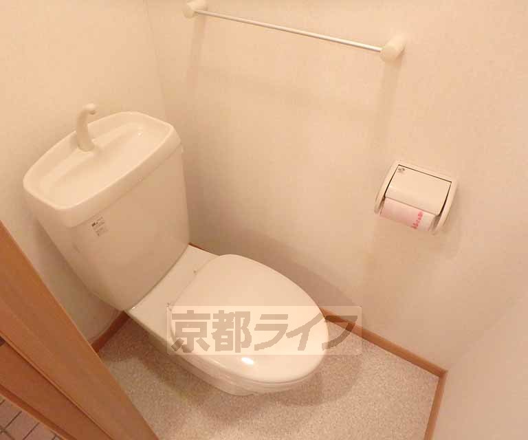 ＪＲ片町線 大住駅 徒歩4分 2階建 築23年のトイレ写真