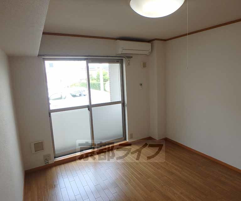 ＪＲ片町線 大住駅 徒歩4分 2階建 築23年の居間写真