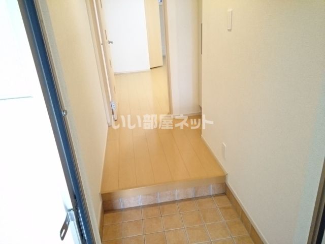 寿マンションの玄関写真