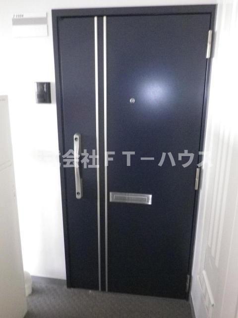 西船橋ハイム2号棟の玄関写真