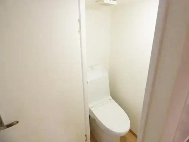 トイレ　シンプルで使いやすいトイレです