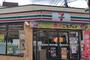 コンビニ　セブンイレブン 世田谷豪徳寺1丁目店（コンビニ）まで215m