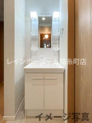 洗面設備　※同仕様施工参考写真