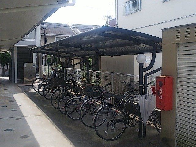 西武拝島線 武蔵砂川駅 徒歩17分 3階建 築18年の外観写真