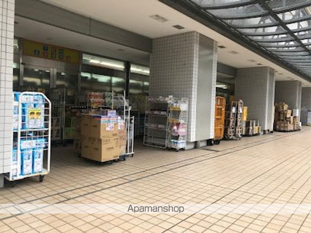 ドラックストア　どらっぐぱぱす月島店（ドラッグストア）まで417m
