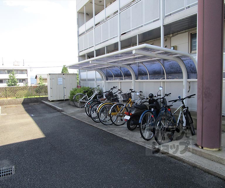 レオパレス北山west fountainの外観写真