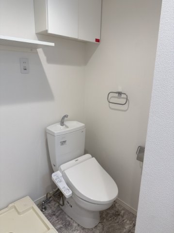 トイレ　別部屋同間取参考写真