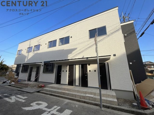 建物外観　宅配BOX付きで不在時も便利！