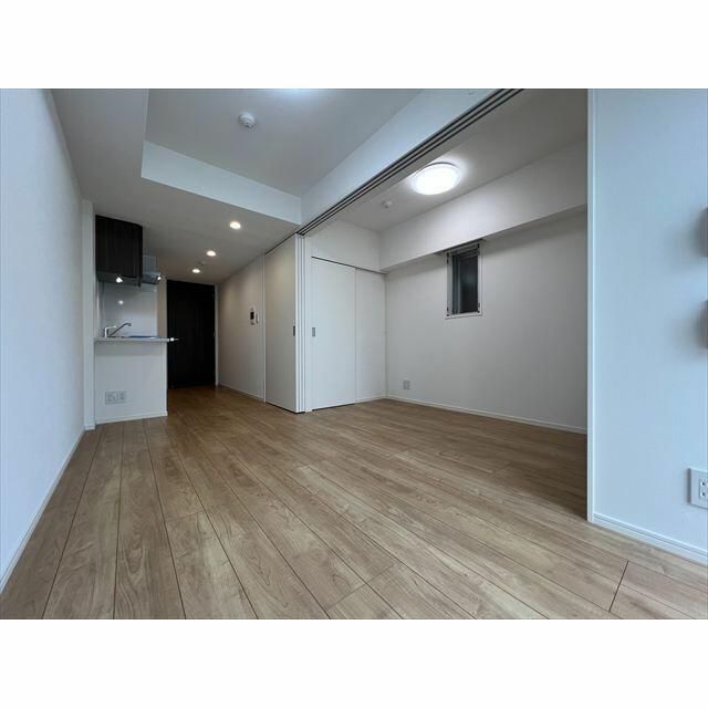 居室・リビング　写真は同タイプ住居です。