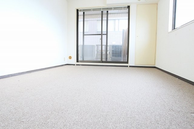 居室・リビング　居間※別部屋参考写真