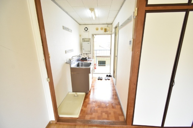 眺望　キッチン、玄関