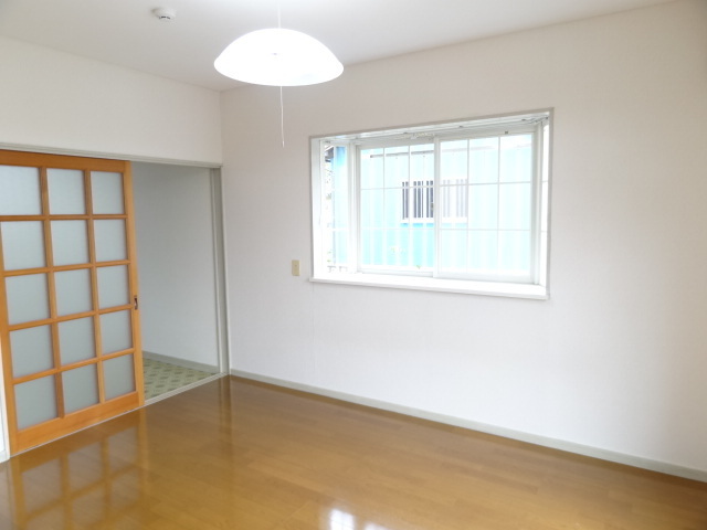 その他部屋・スペース　２面採光で風通しの良い角部屋です