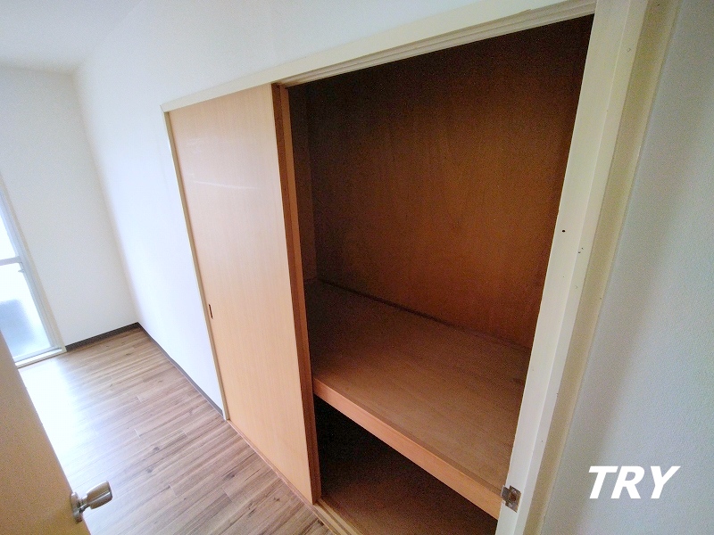 収納　洋室収納