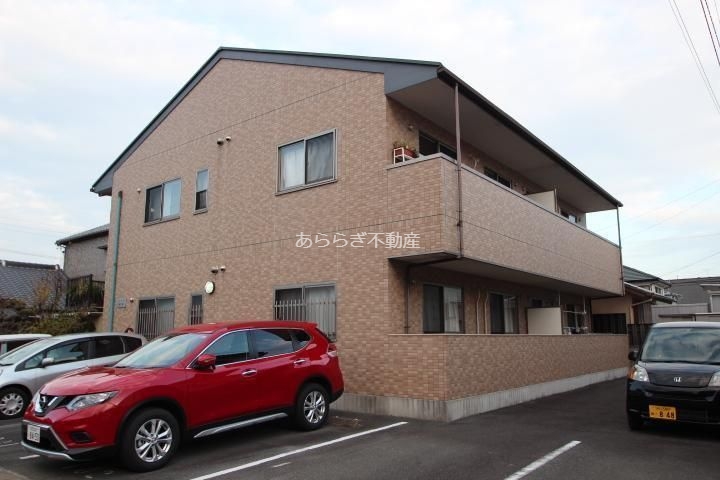 静岡県浜松市中央区十軒町（アパート）の賃貸物件の外観