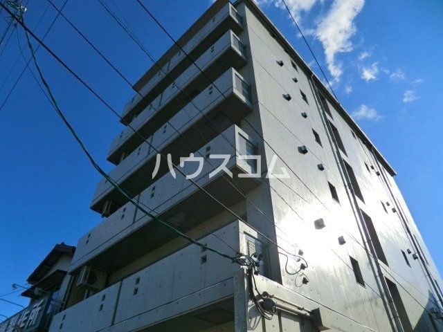 名古屋市瑞穂区河岸のマンションの建物外観