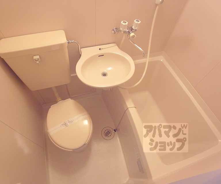 バス・シャワールーム　ユニットバスです。