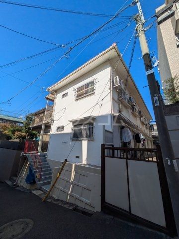 泉荘の建物外観