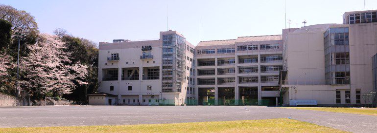 【港区高輪のマンションの中学校】