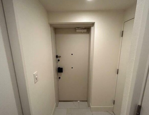 玄関　別部屋参照