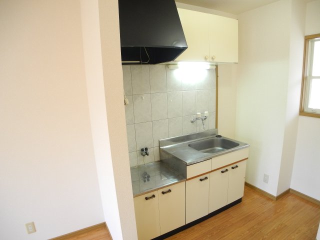 キッチン　※別のお部屋の内装写真です。