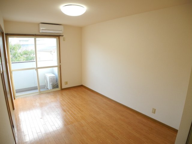 その他　※別のお部屋の内装写真です。