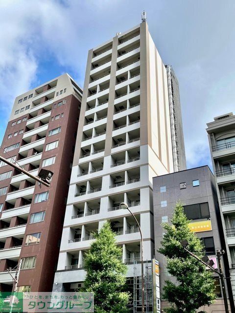 渋谷区恵比寿西のマンションの建物外観