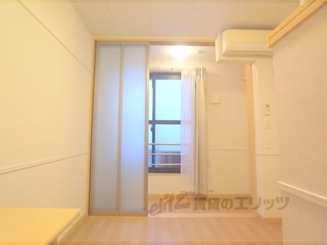 居室・リビング　居室