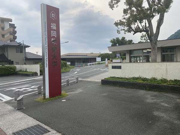 【ロイヤルタワー学園の杜の銀行】