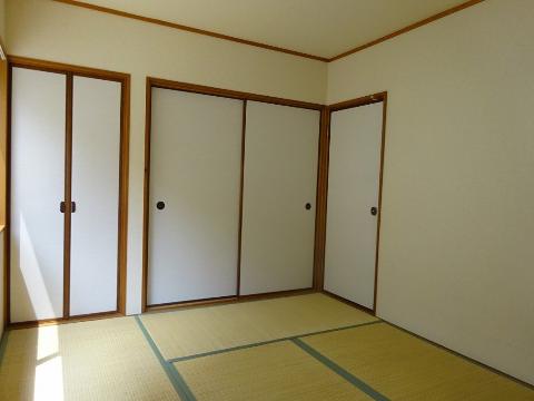ヒルポイント春日丘Ａ棟B棟　その他　和室