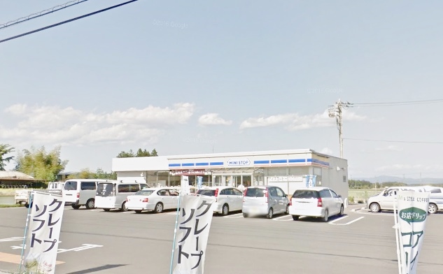 コンビニ　ミニストップ（コンビニ）まで660m