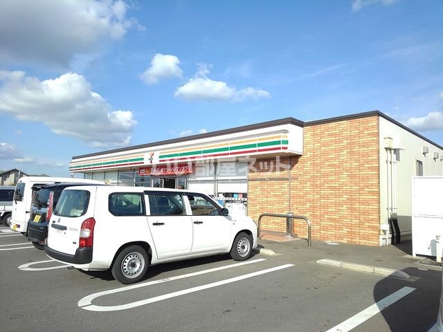 コンビニ　セブンイレブン 大村黒丸町店（コンビニ）まで559m