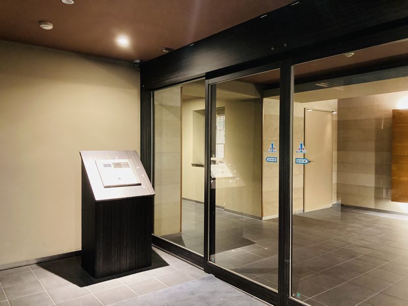 エントランス　【レジディア文京音羽】