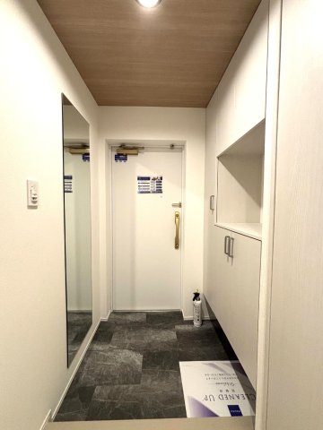 玄関　【レジディア文京音羽】