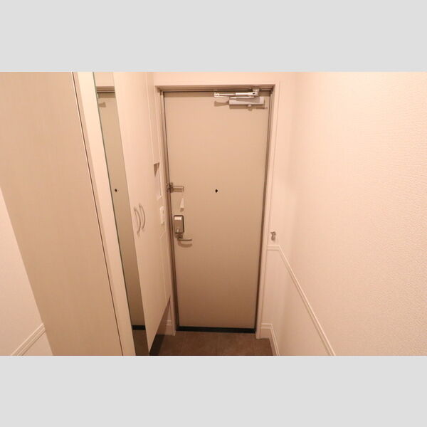 玄関　落ち着いた玄関です