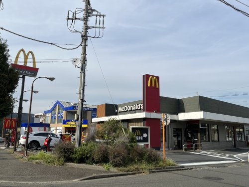 飲食店　マクドナルド 荏田西店（飲食店）まで572m