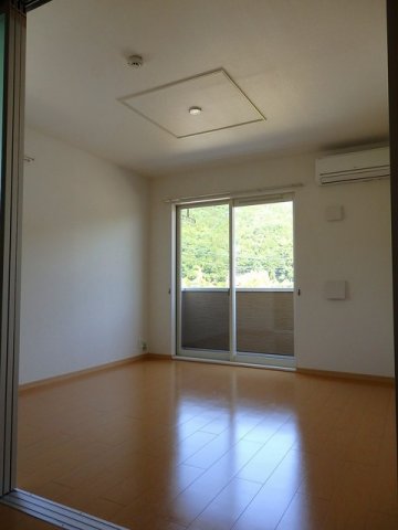 居室・リビング　おしゃれな居間です