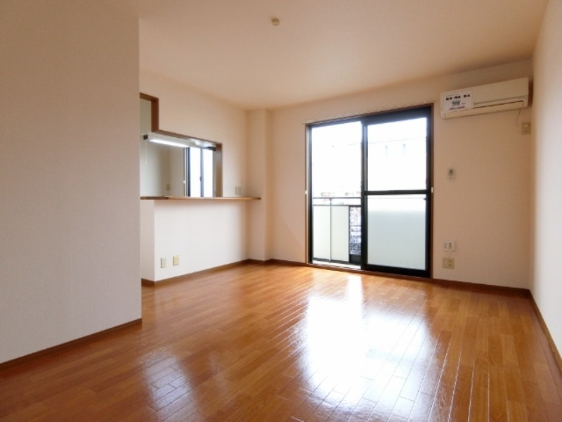 居室・リビング　図面と現状に相違がある場合には現状を優先