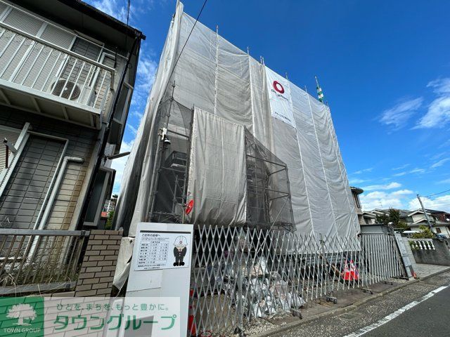 建物外観　駐車場