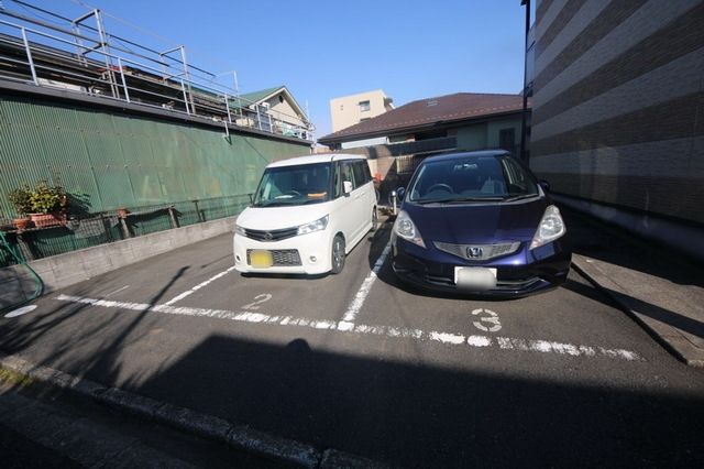 駐車場　★お問い合わせはタウンハウジング中央林間店まで★
