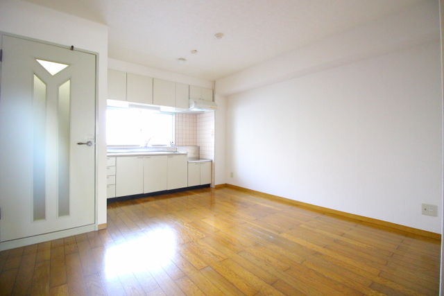 居室・リビング　ゆったりとした居間です