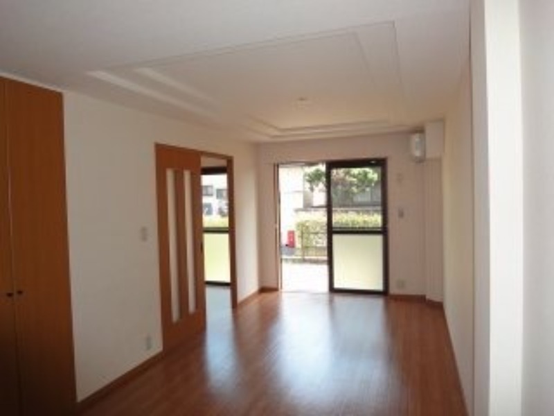 居室・リビング　図面と現状に相違がある場合には現状を優先